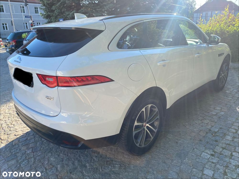 Jaguar F-Pace 2.0 i4D AWD Prestige - 3
