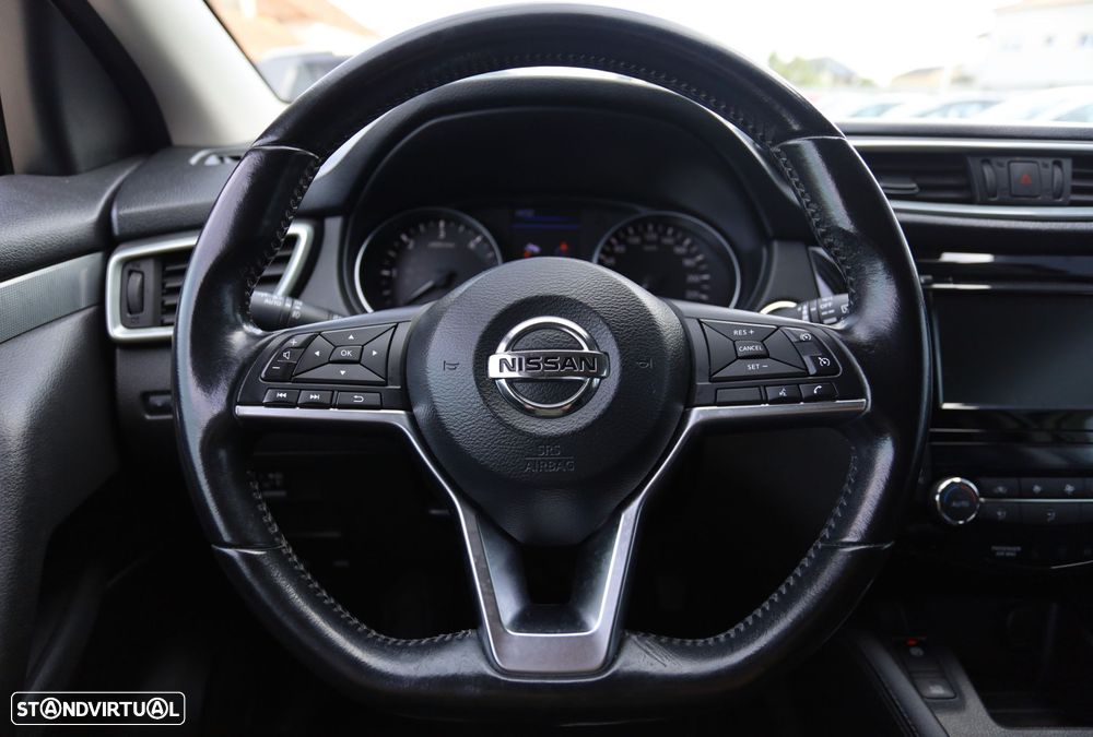 Nissan Qashqai 1.5 dCi N-Connecta - 13