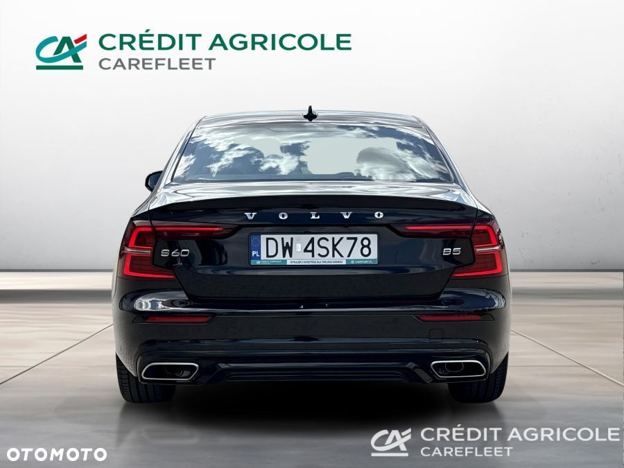 Volvo S60 B5 B R-Design - 5