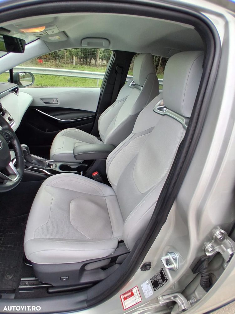 Toyota Corolla 2.0 Hybrid Touring Sports GR Sport - 22