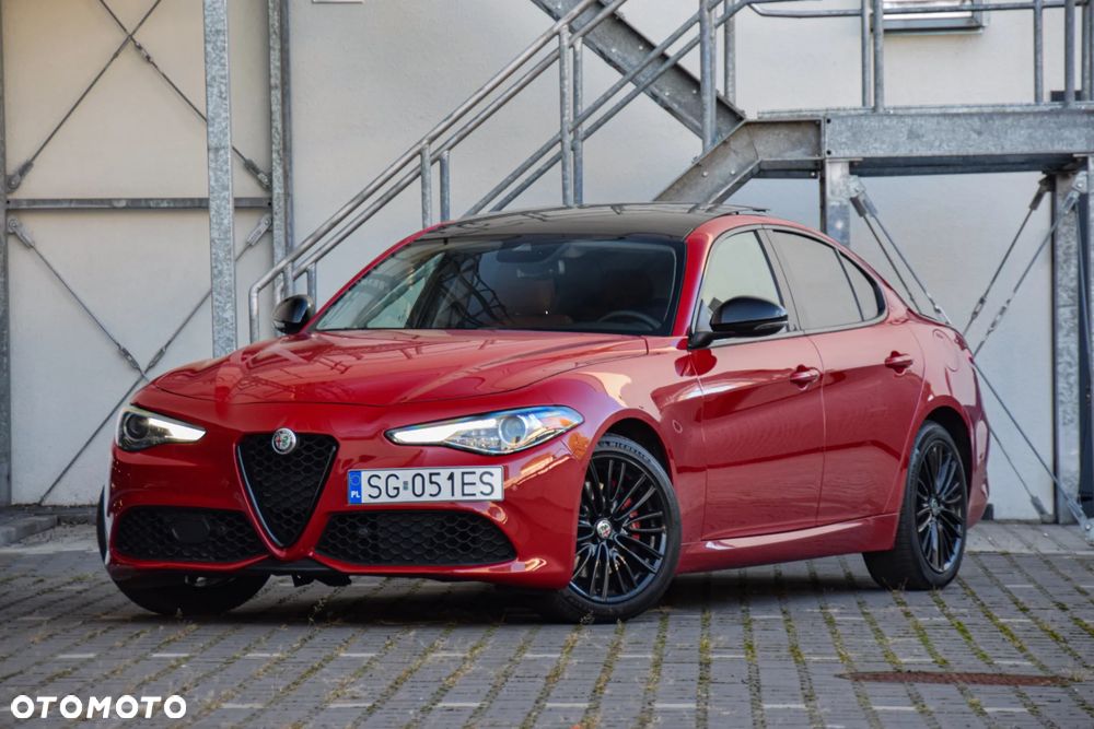 Alfa Romeo Giulia 2.0 Turbo 16V AT8-Q4 Ti - 2