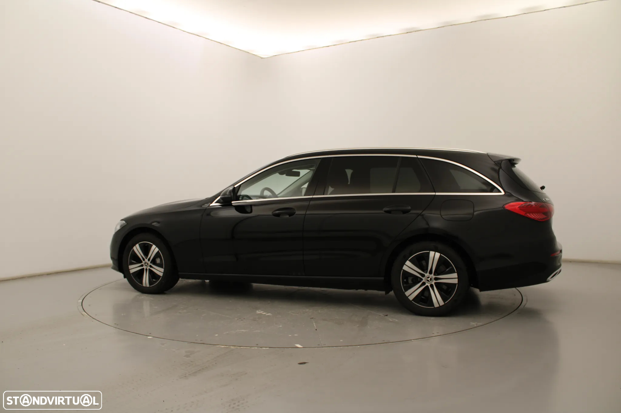 Mercedes-Benz C 300 e Avantgarde - 11