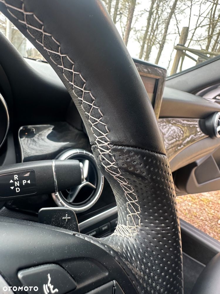 Mercedes-Benz CLA 250 4-Matic - 24