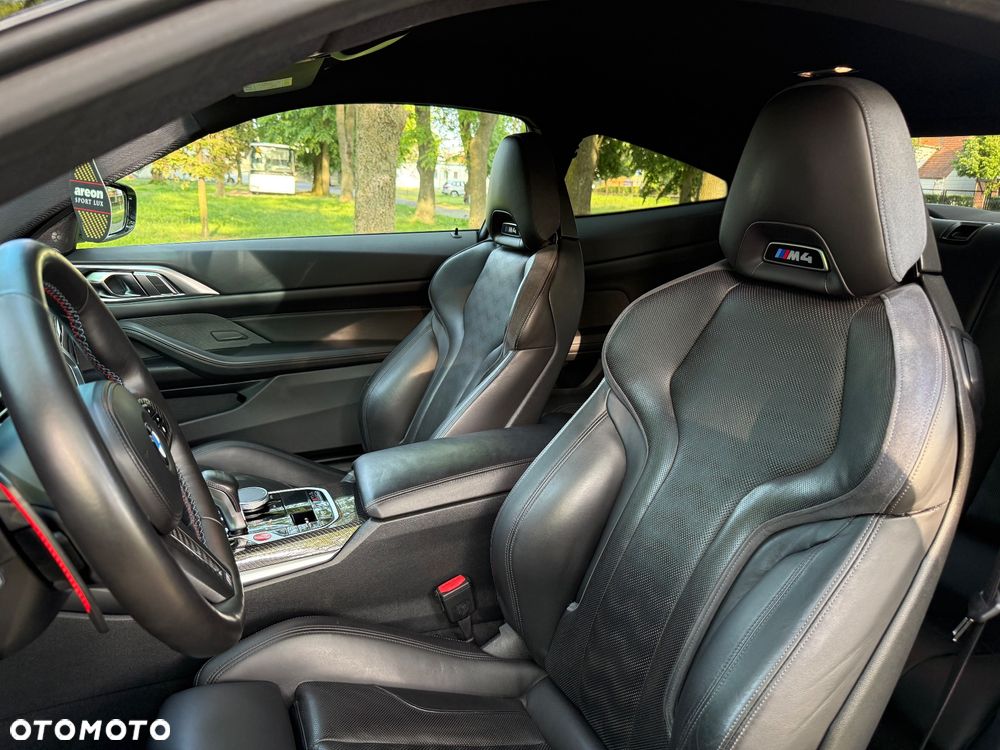 BMW M4 Competition M xDrive sport - 27
