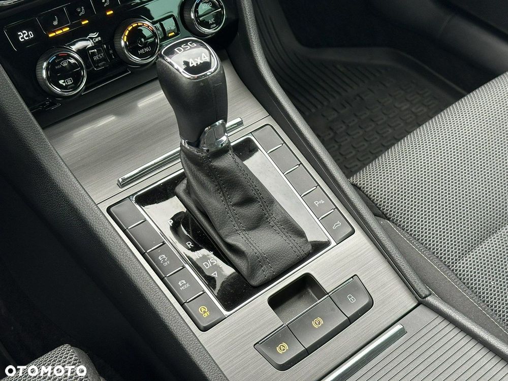 Skoda Superb 2.0 TSI 4x4 Style DSG - 24