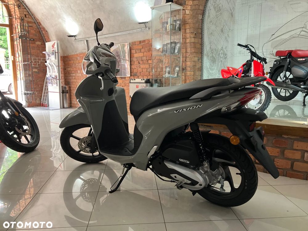 Honda Vision - 2