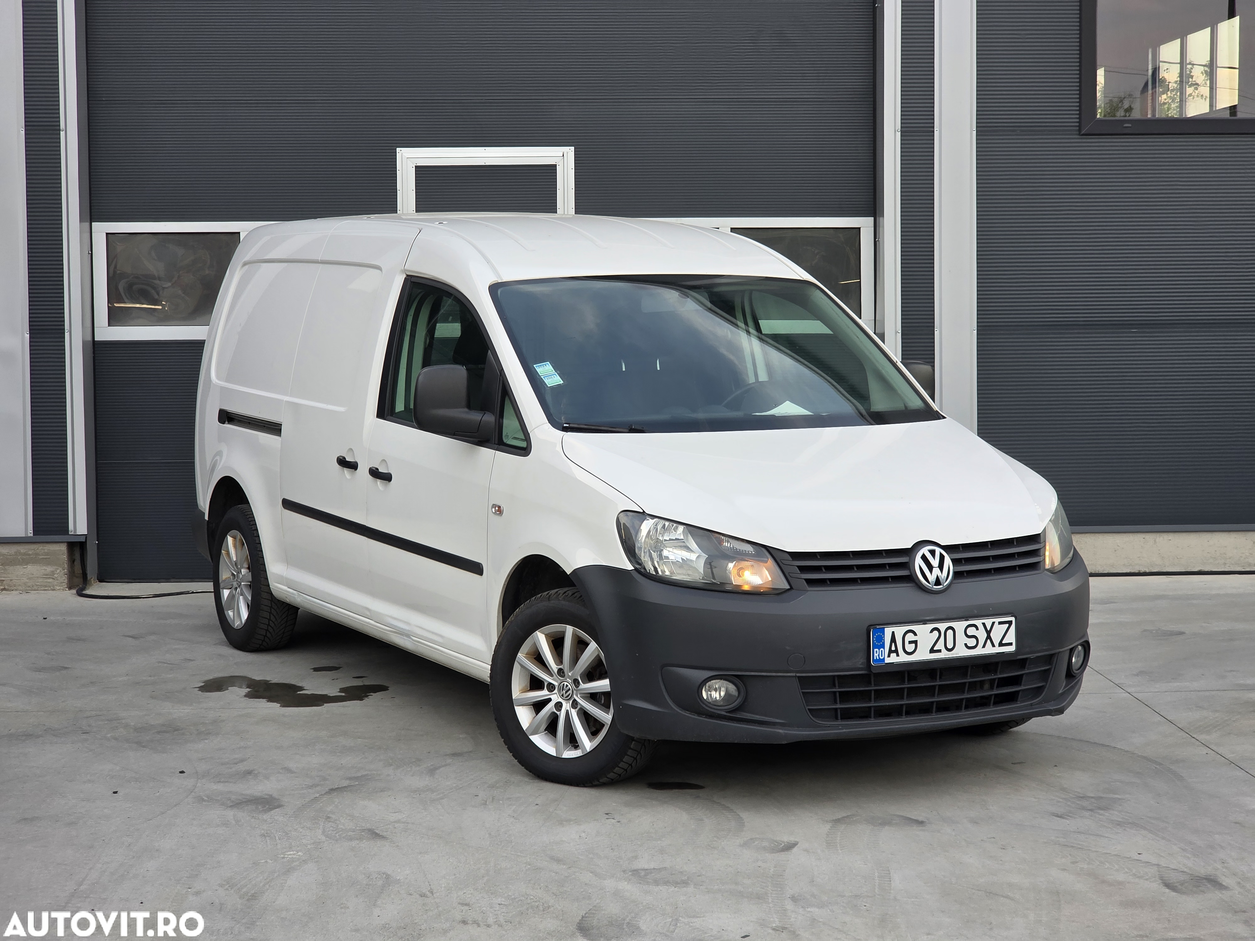 Volkswagen Caddy - 3