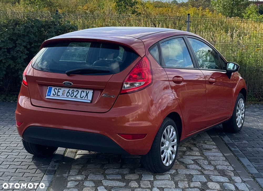 Ford Fiesta - 9