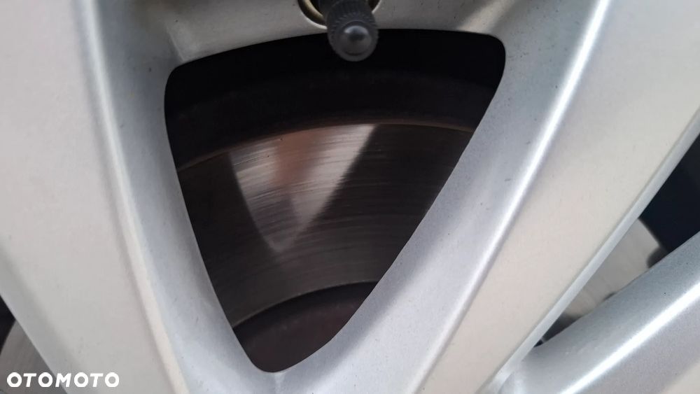 Mazda 5 2.0 MZR Sendo - 20