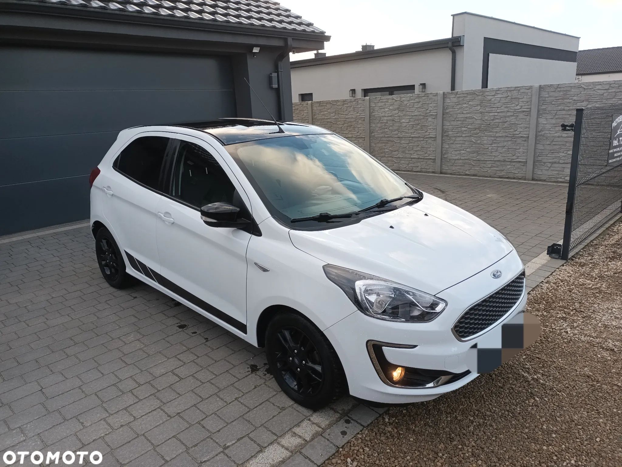 Ford Ka+ 1.2 Ti-VCT Black Edition - 1