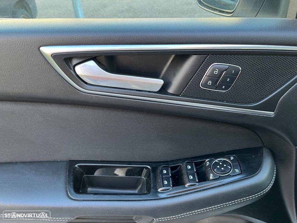 Ford S-Max 2.0 TDCi Titanium - 15