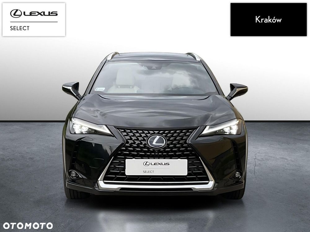 Lexus UX - 8