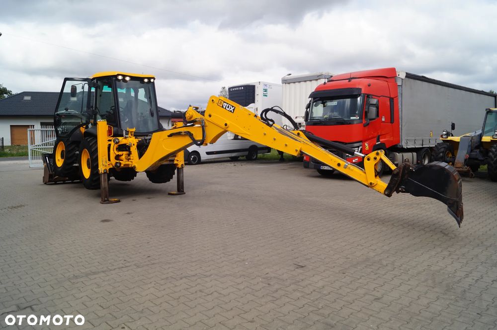 JCB 4CX - 11
