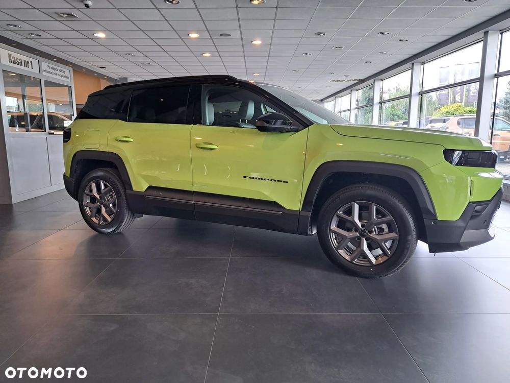 Jeep Compass - 20