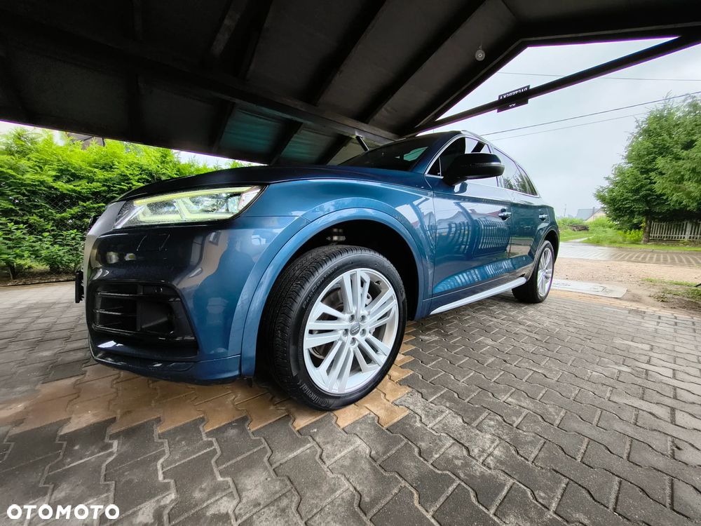Audi Q5 2.0 TFSI Quattro S tronic design - 2