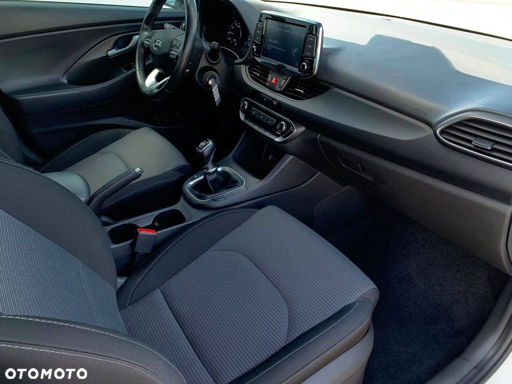 Hyundai i30 - 12