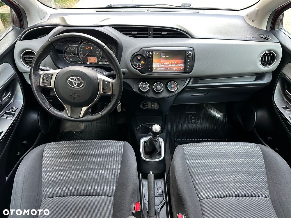 Toyota Yaris 1.33 Premium EU6 - 7