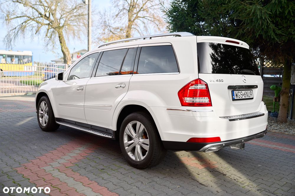 Mercedes-Benz GL 450 4Matic 7G-TRONIC - 8