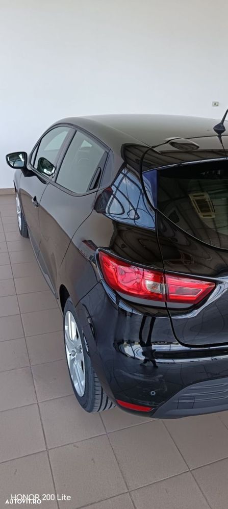 Renault Clio - 7