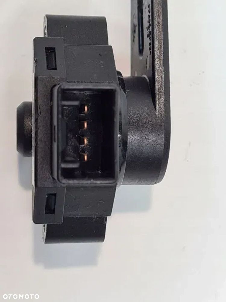 CZUJNIK SPRZĘGŁA KIA OPTIMA IV 1.7CRDI 17r - 2