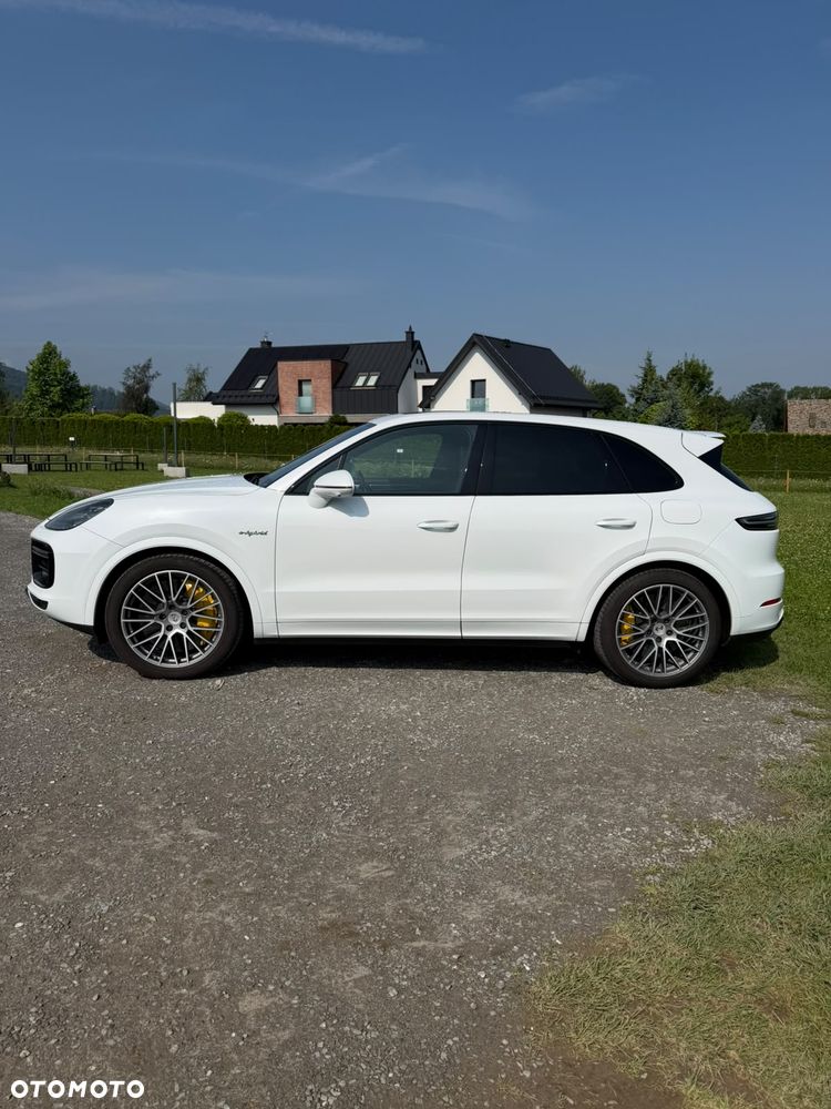 Porsche Cayenne Turbo S E-Hybrid - 10
