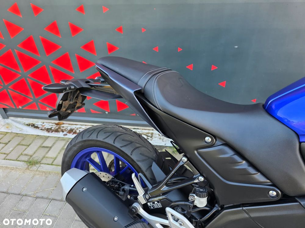 Yamaha MT - 22