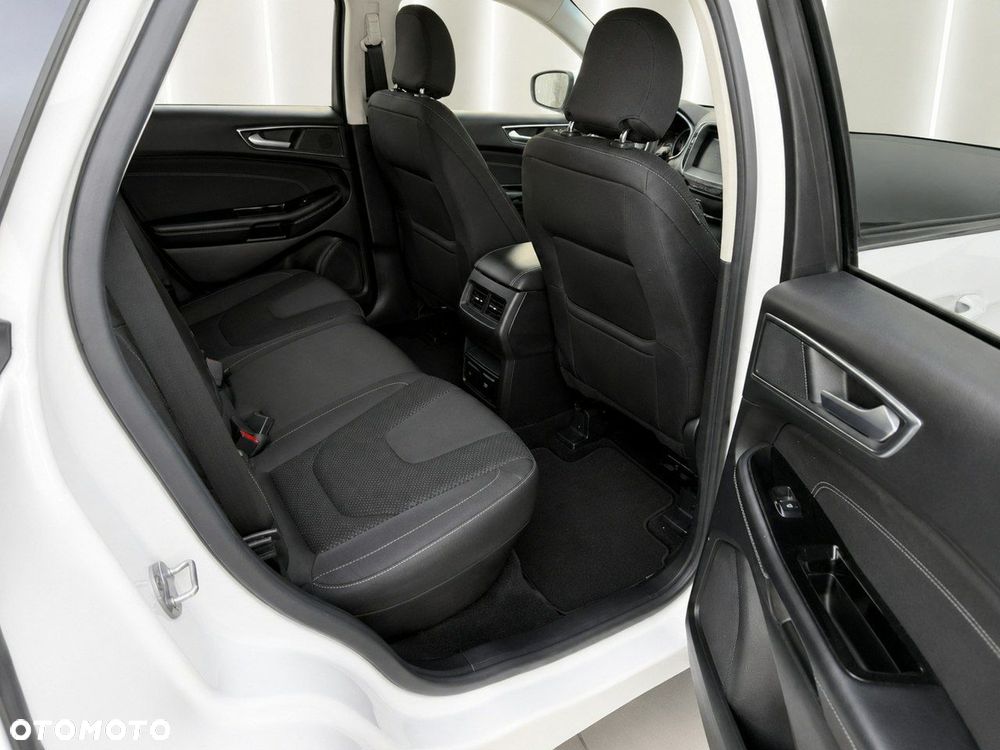 Ford Edge - 12