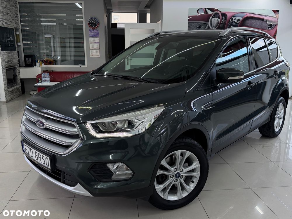 Ford Kuga 1.5 TDCi 2x4 Titanium - 23