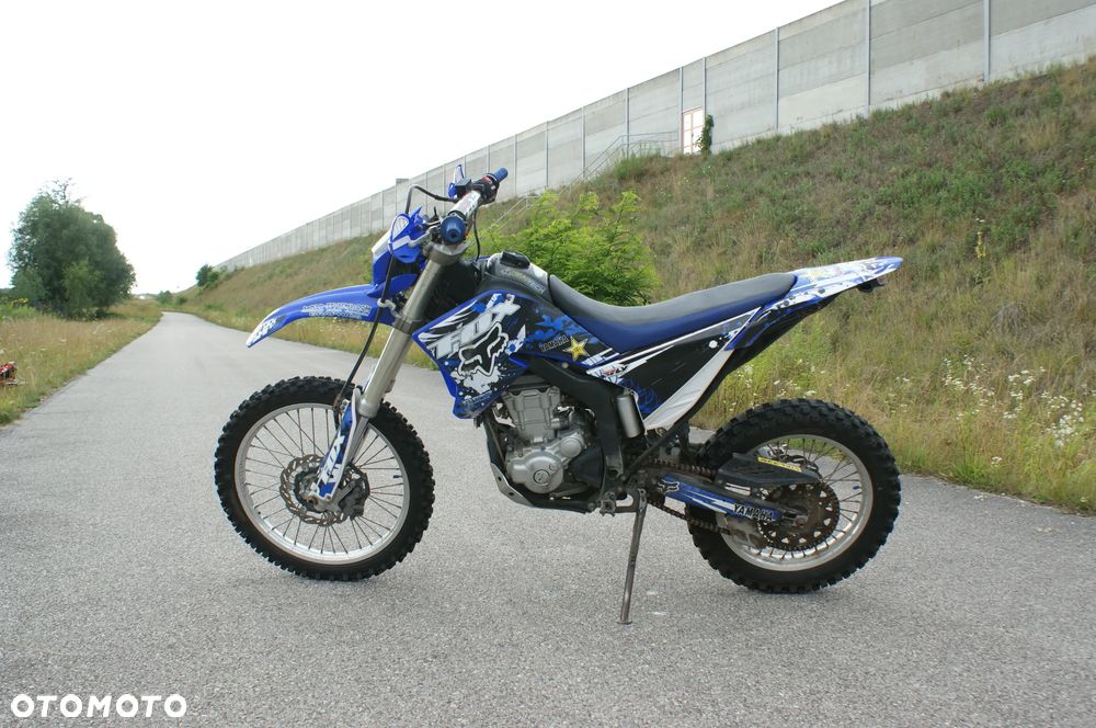 Yamaha WR - 7