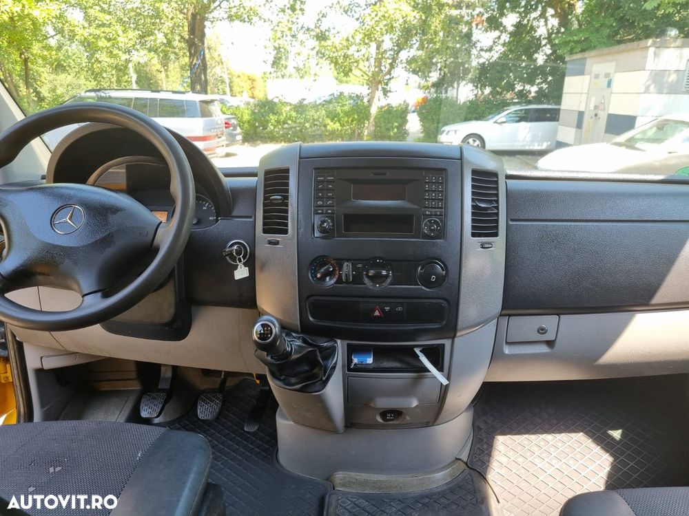 Mercedes-Benz SPRINTER - 6