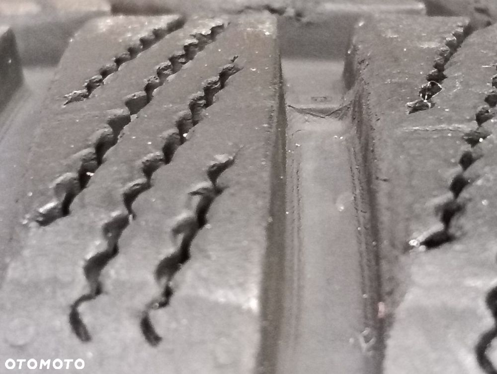 KIA STINGER 17-24r Koła z Oponami Zimowymi 255/35/19 GOODYAER 20/21r - 24