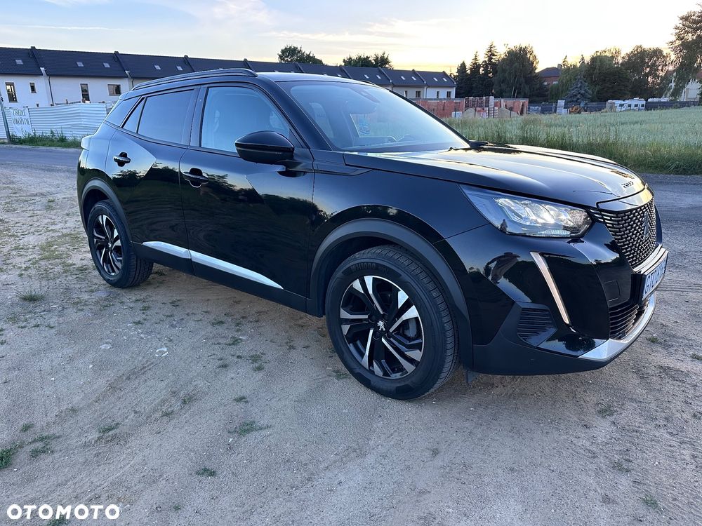 Peugeot 2008 1.2 PureTech Allure S&S EAT8 - 4