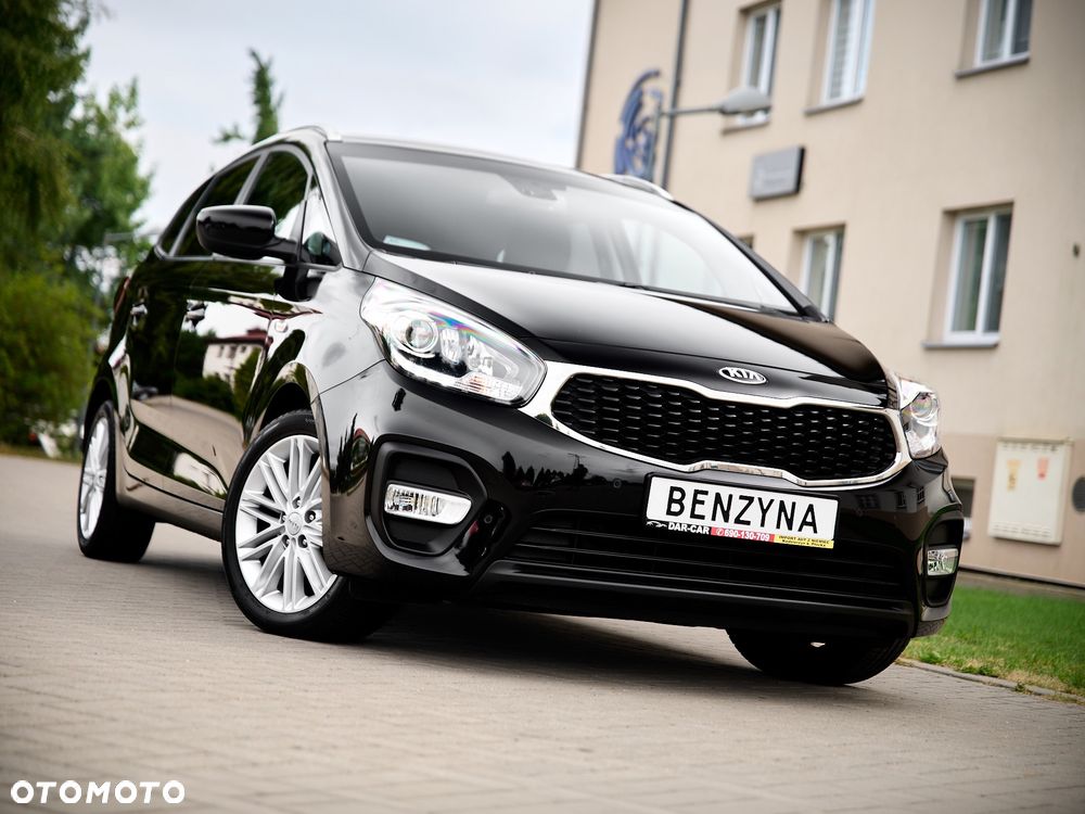 Kia Carens 1.6 GDI Dream-Team Edition - 2