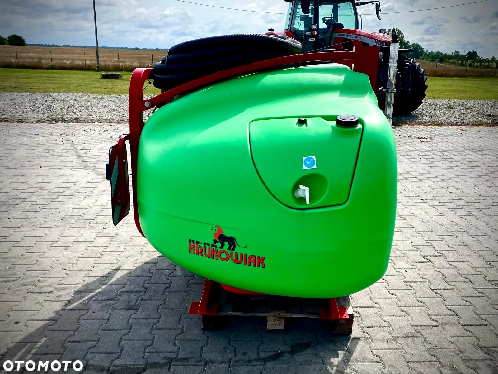 Krukowiak Zbiornik czołowy o pojemności 1500 l (P940/1) - 3