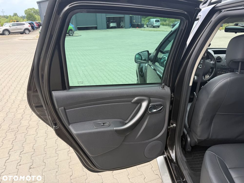 Dacia Duster 1.6 - 17
