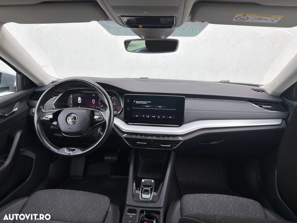 Skoda Octavia 2.0 TDI DSG Style - 27