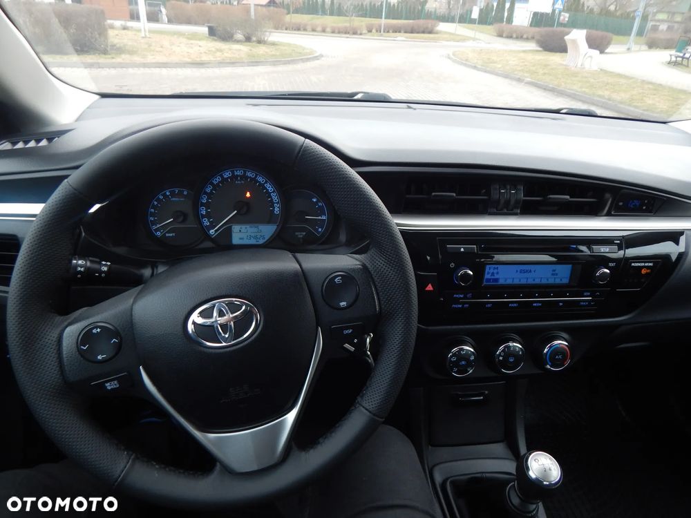 Toyota Corolla 1.6 Luna - 8
