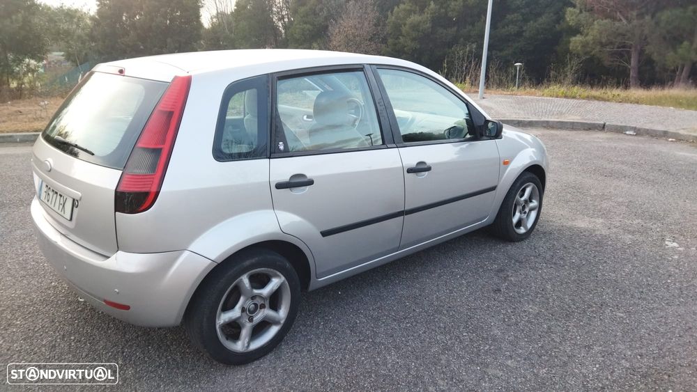 Ford Fiesta - 4