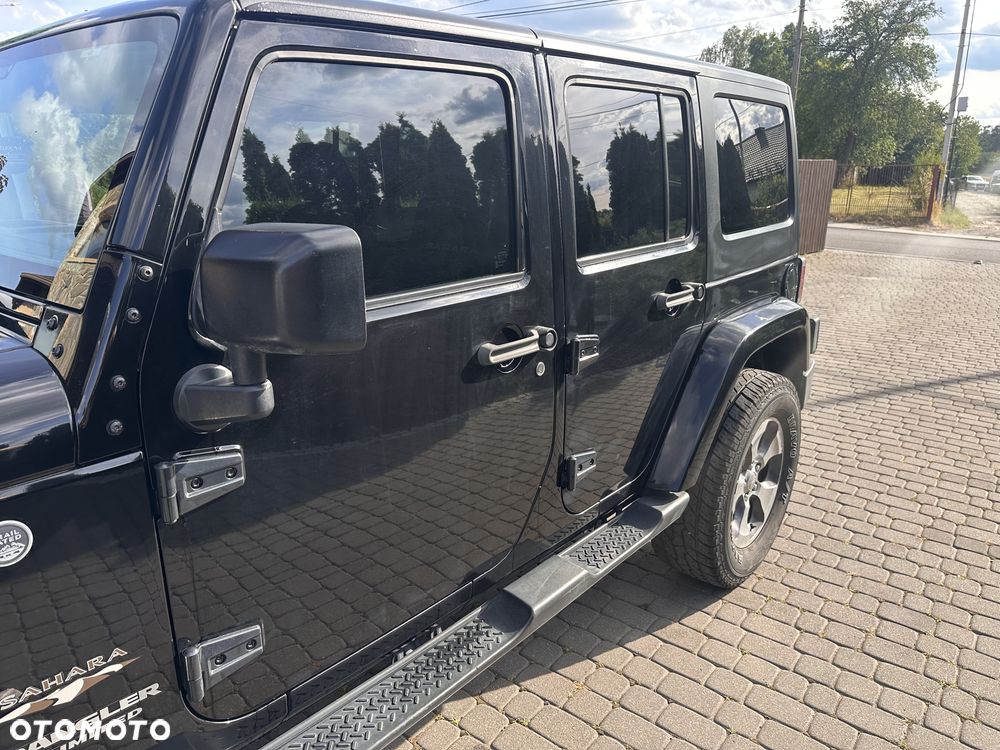 Jeep Wrangler 3.6 Unlim Sahara - 19