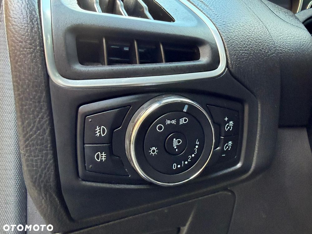 Ford Focus 1.0 EcoBoost Titanium ASS - 22