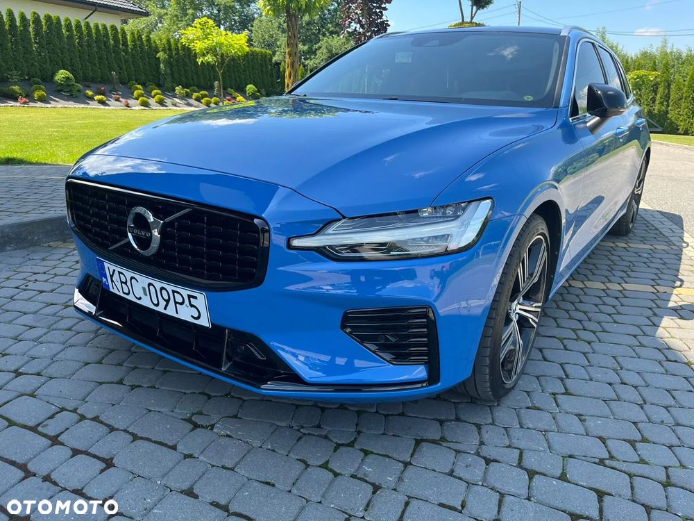 Volvo V60 D4 R-Design - 1