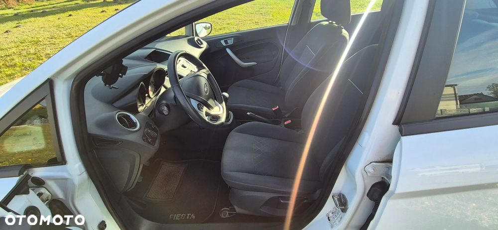 Ford Fiesta 1.4 TDCi Trend - 12