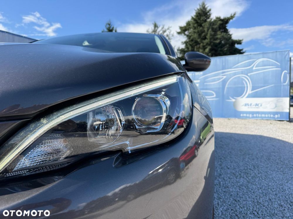 Peugeot 308 1.5 BlueHDi Allure S&S - 11