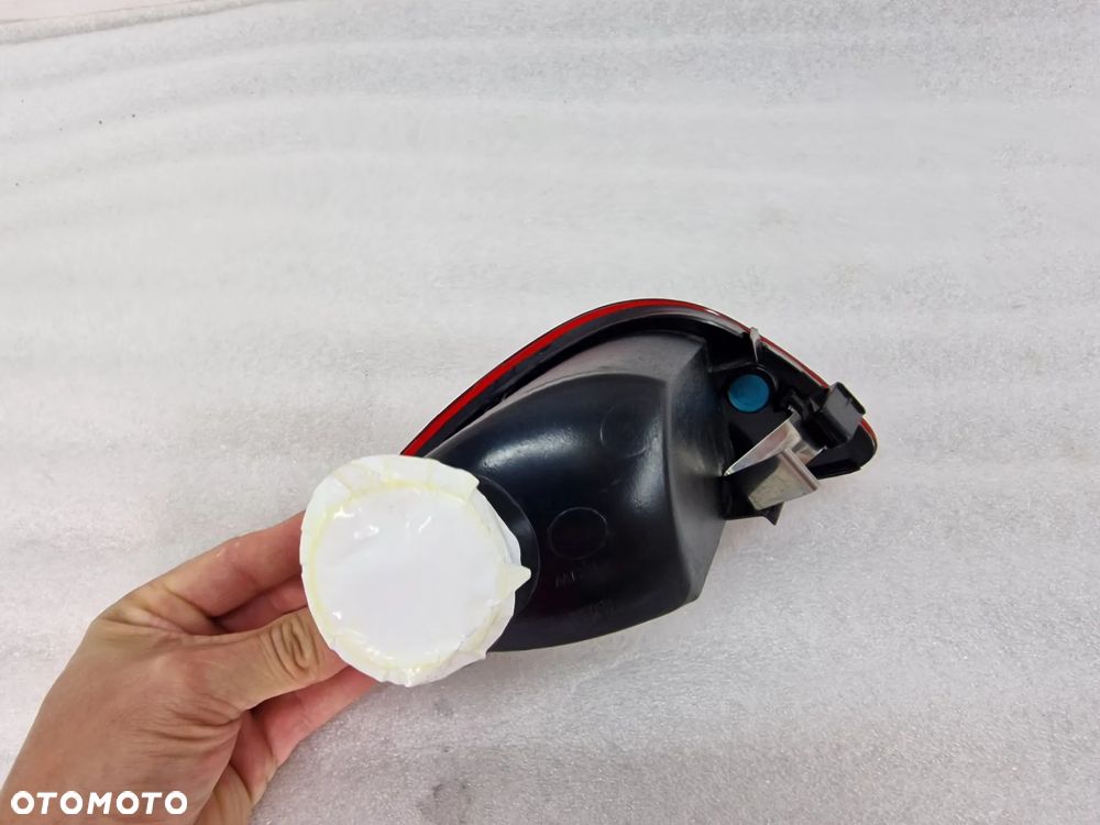 RENAULT CLIO 3 III LIFT 09-12 PRAWA LAMPA TYLNA NOWA PRZECIWMGIELNE , NR AUKCJI H283 - 7