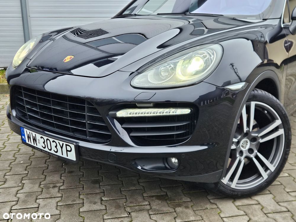 Porsche Cayenne Turbo Tiptronic S - 34