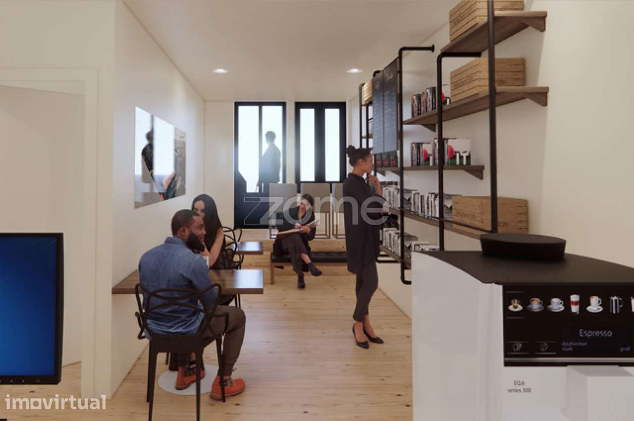 Prédio com 1 loja e 5 apartamentos na Ribeira, Porto - Grande imagem: 3/30