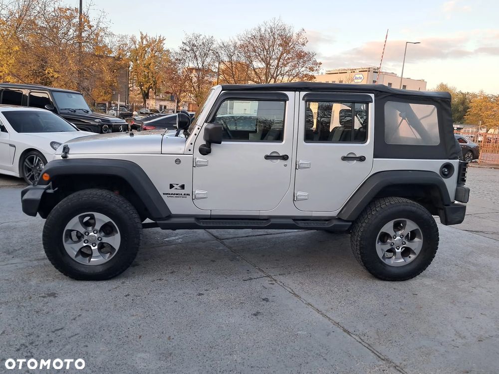 Jeep Wrangler Unlimited 3.8 Sport - 14