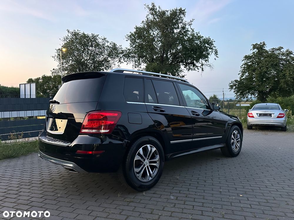 Mercedes-Benz GLK - 12