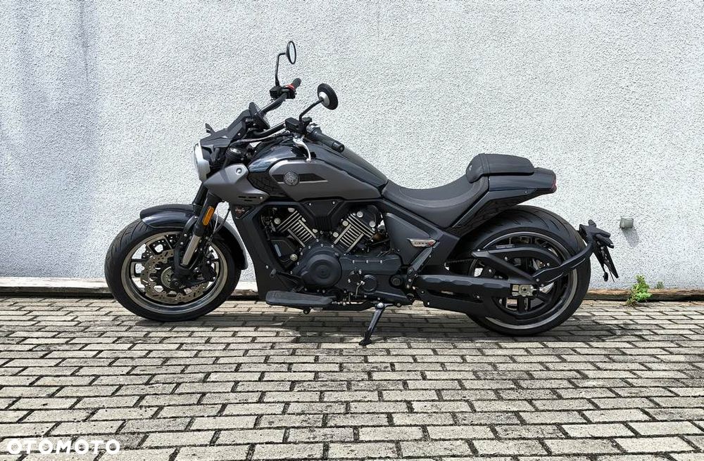 Morbidelli C1002V - 10