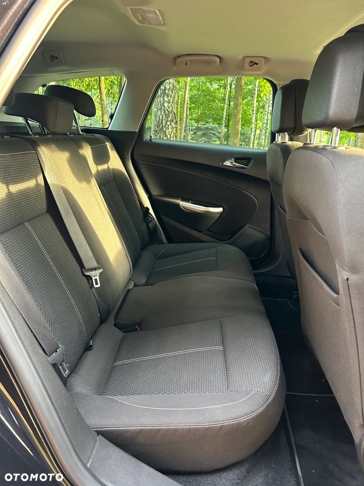 Opel Astra 1.4 Turbo - 16